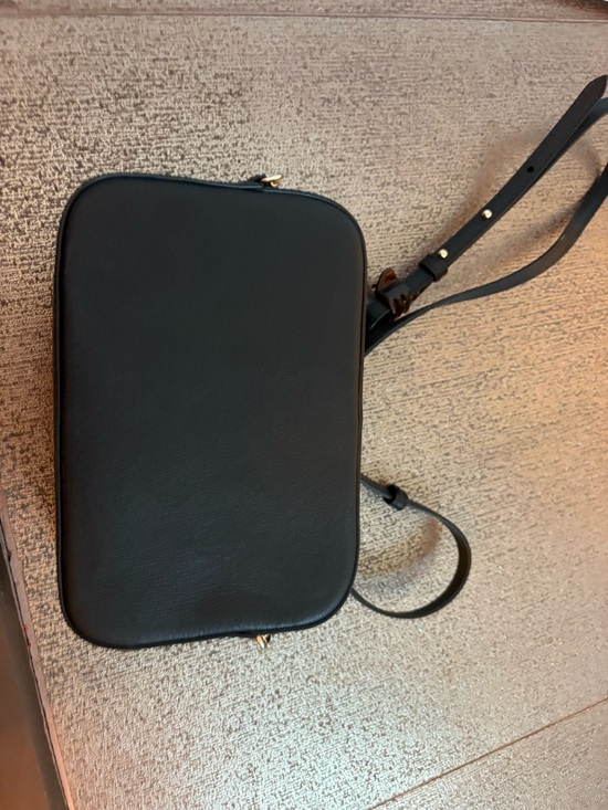 Jimmy Choo Black Leather Camera Bag with Gold JC Emblem - Picture 3 of 4